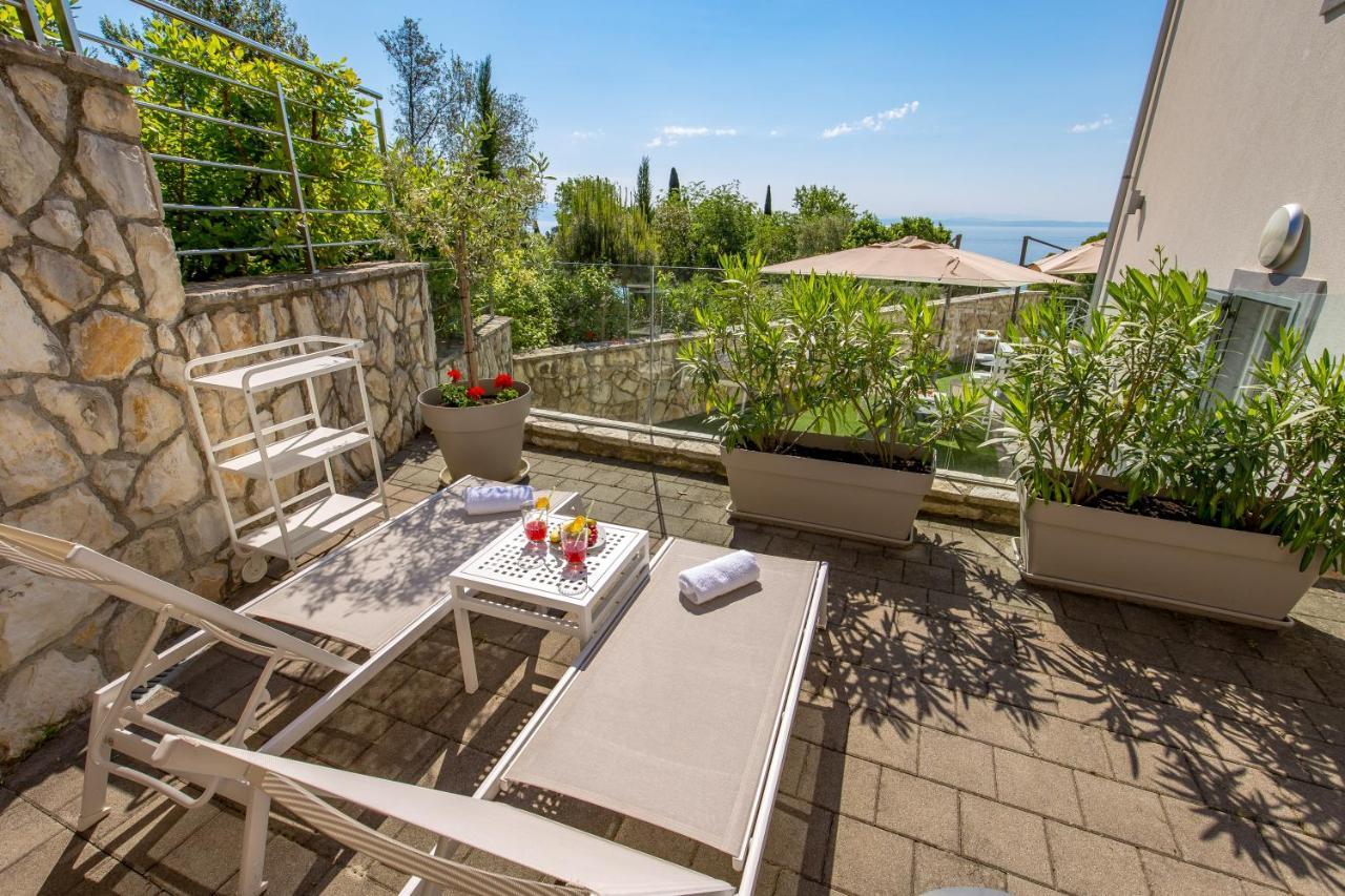 Plage Lovran Residence Bagian luar foto