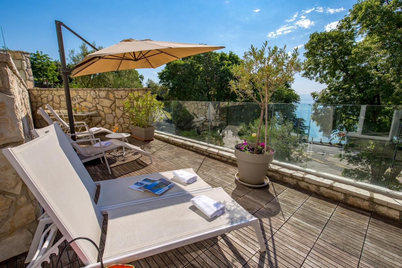 Plage Lovran Residence Bagian luar foto