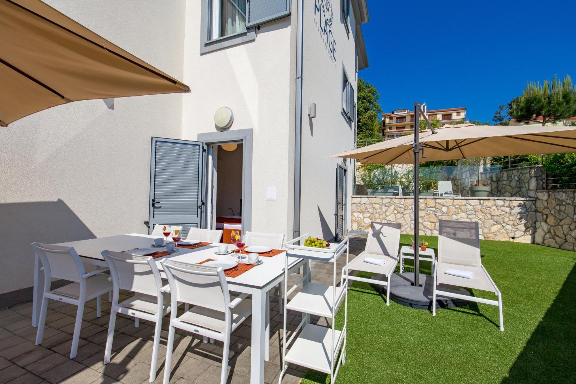 Plage Lovran Residence Bagian luar foto