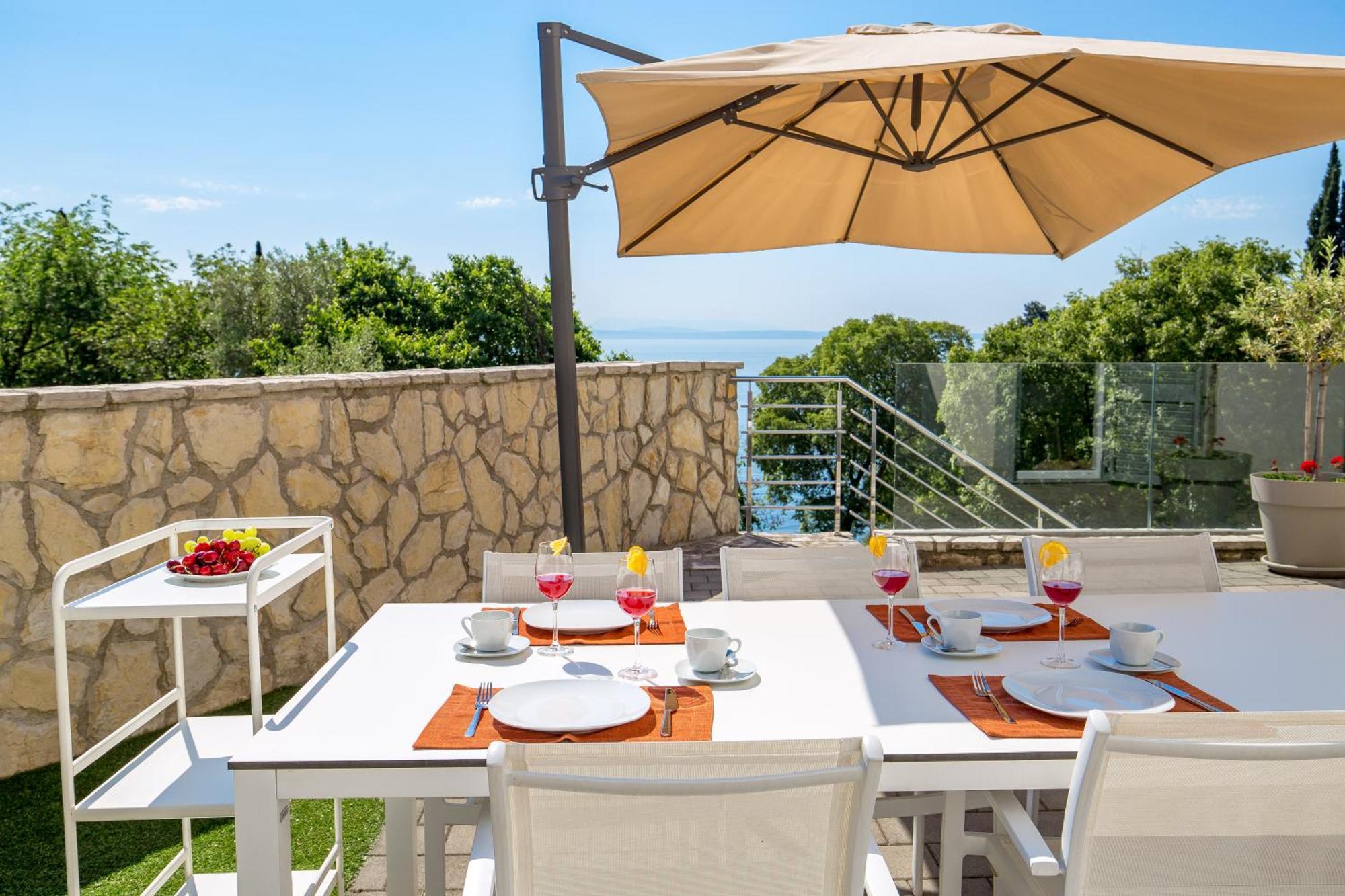 Plage Lovran Residence Bagian luar foto
