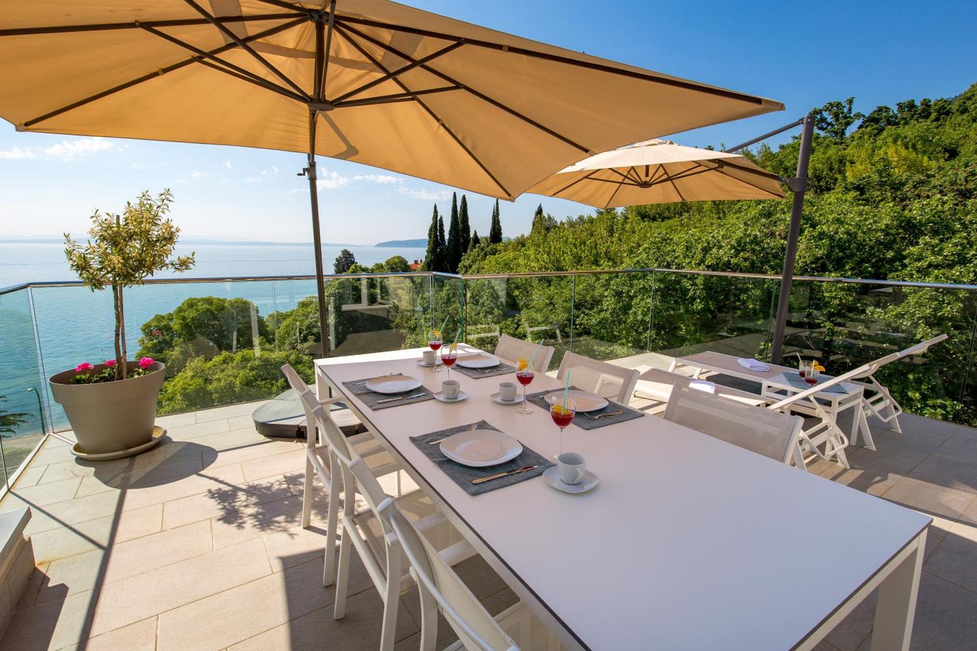 Plage Lovran Residence Bagian luar foto