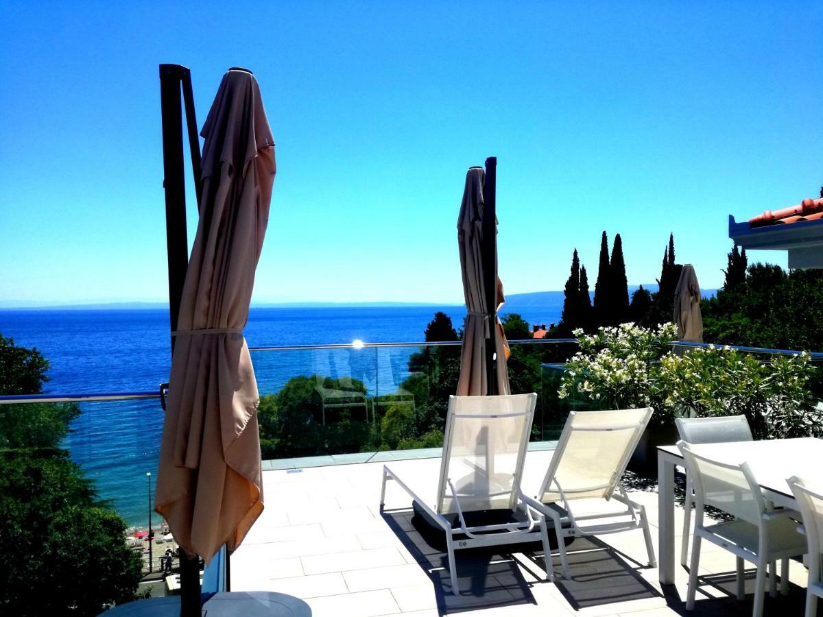 Plage Lovran Residence Bagian luar foto
