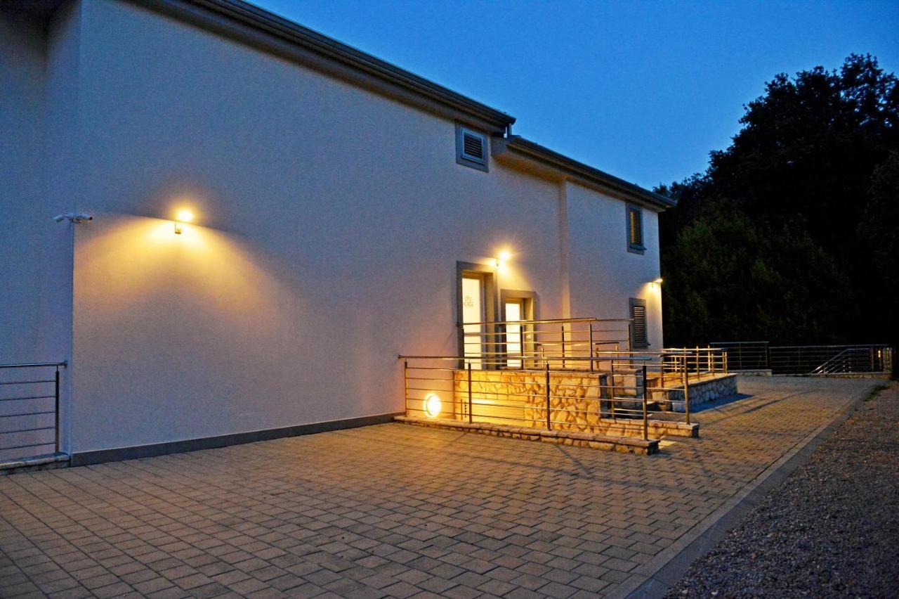Plage Lovran Residence Bagian luar foto